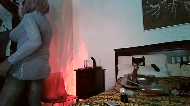 Snapshot of CharlotteVixxens chatting on July 6, 2026, 12:07 am CharlotteVixxens online show from July 6, 2026, 12:07 am