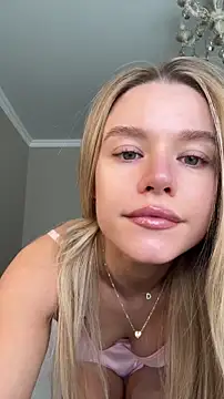 JessIsLove online show from April 16, 2026, 5:08 am