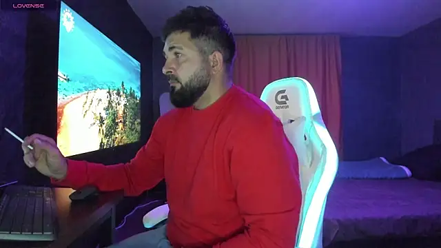 Eduu2322 online show from October 1, 2025, 8:37 pm