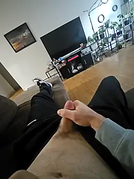 Cemg online show from December 22, 2024, 12:49 pm