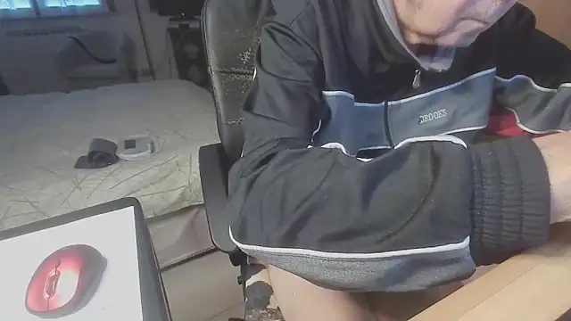 papillonhotofficial online show from September 28, 2025, 4:45 pm