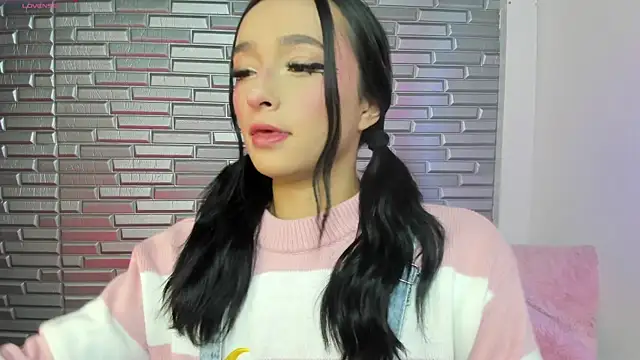 issagarcia online show from February 19, 2025, 2:01 pm