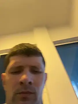 Juliano2289 online show from April 19, 2026, 1:43 pm