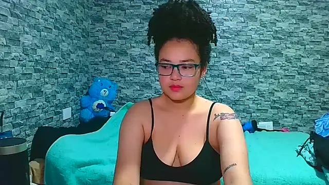 vanellope12 online show from March 25, 2026, 5:57 am