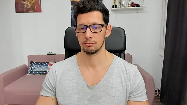 Snapshot of BrutusK08 chatting on January 7, 2025, 11:05 am BrutusK08 online show from January 7, 2025, 11:05 am