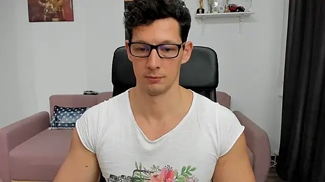 Snapshot of BrutusK08 chatting on January 9, 2025, 11:03 am BrutusK08 online show from January 9, 2025, 11:03 am