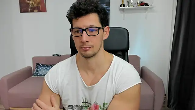 Snapshot of BrutusK08 chatting on January 16, 2025, 9:48 am BrutusK08 online show from January 16, 2025, 9:48 am