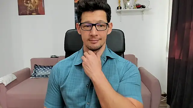 Snapshot of BrutusK08 chatting on January 20, 2025, 8:30 am BrutusK08 online show from January 20, 2025, 8:30 am