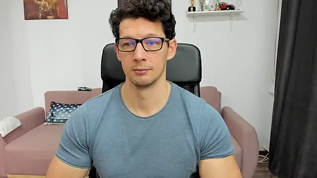 Snapshot of BrutusK08 chatting on January 31, 2025, 6:02 am BrutusK08 online show from January 31, 2025, 6:02 am