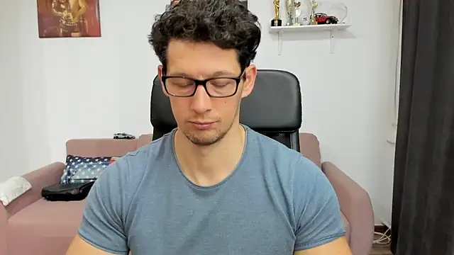 Snapshot of BrutusK08 chatting on February 1, 2025, 7:26 am BrutusK08 online show from February 1, 2025, 7:26 am