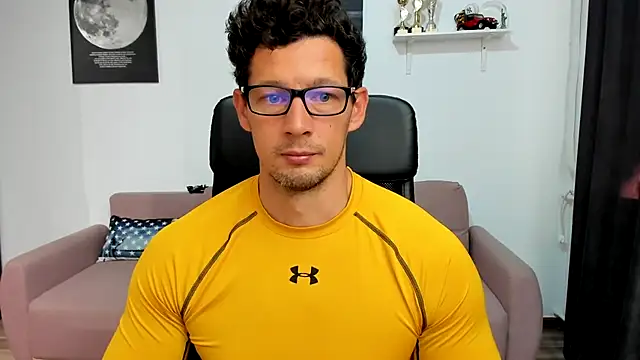 Snapshot of BrutusK08 chatting on October 10, 2025, 6:23 am BrutusK08 online show from October 10, 2025, 6:23 am