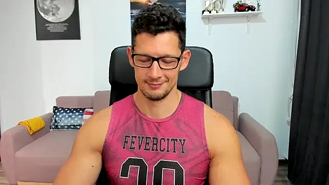 Snapshot of BrutusK08 chatting on October 22, 2025, 4:02 am BrutusK08 online show from October 22, 2025, 4:02 am