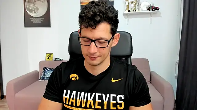 Snapshot of BrutusK08 chatting on November 15, 2025, 8:55 am BrutusK08 online show from November 15, 2025, 8:55 am