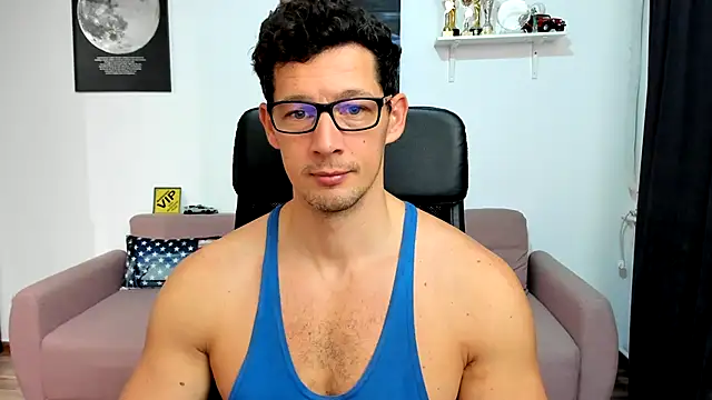 Snapshot of BrutusK08 chatting on November 30, 2025, 5:55 am BrutusK08 online show from November 30, 2025, 5:55 am