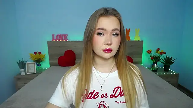 StacyYellig online show from March 10, 2025, 7:40 pm