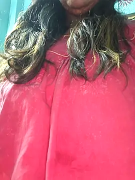 CUTE SOPHIA- online show from March 7, 2025, 5:08 am