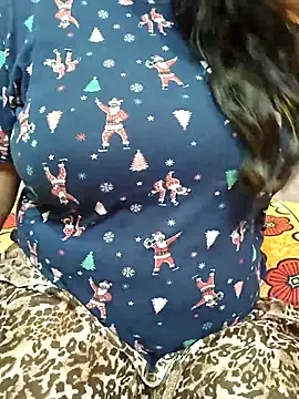 CUTE SOPHIA- online show from September 13, 2025, 9:53 am