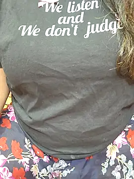 CUTE SOPHIA- online show from October 11, 2025, 8:40 pm