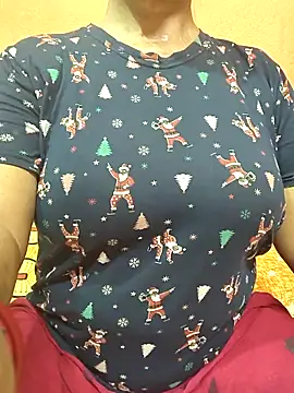 CUTE SOPHIA- online show from April 15, 2026, 1:23 am