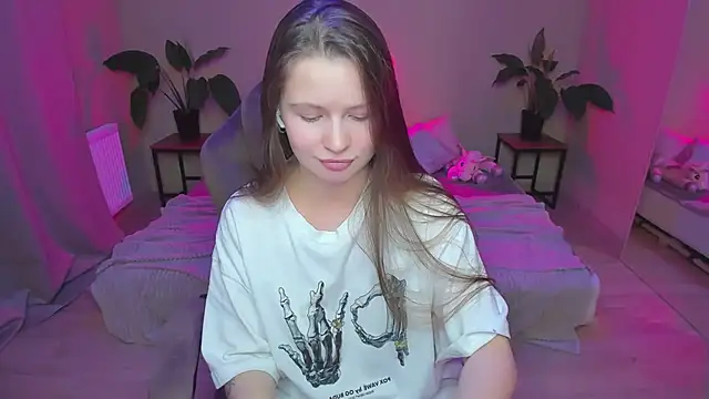 HelloRoxy online show from December 20, 2024, 12:41 am