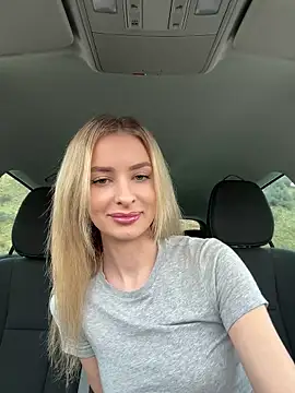 EvieEvans online show from January 21, 2025, 3:54 pm