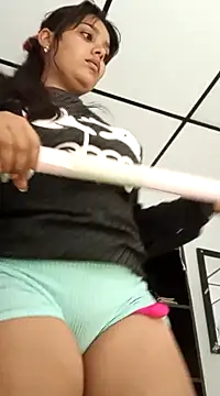 stefanie010 online show from January 3, 2025, 8:54 pm