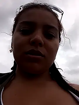 stefanie010 online show from November 20, 2025, 6:07 pm