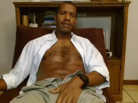 Snapshot of elmorenazost chatting on March 20, 2025, 3:45 am elmorenazost online show from March 20, 2025, 3:45 am