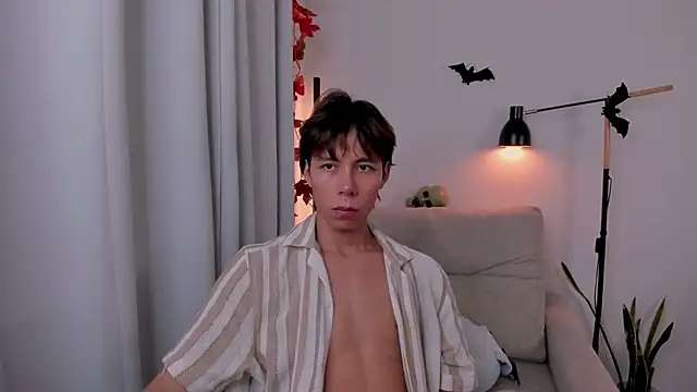 kim lian21 online show from October 15, 2025, 12:16 pm