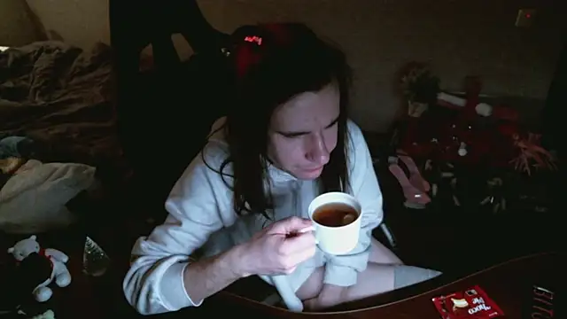 izilizi 23 online show from December 13, 2024, 6:27 pm