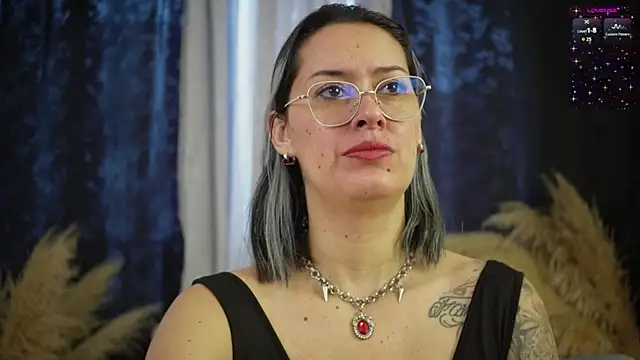 isaibanez online show from November 23, 2025, 1:33 pm