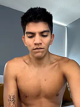 santiago 01 online show from October 28, 2025, 8:11 pm