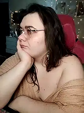 DenisHailey online show from February 9, 2025, 6:26 pm