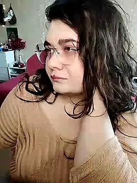 DenisHailey online show from March 23, 2025, 8:37 am