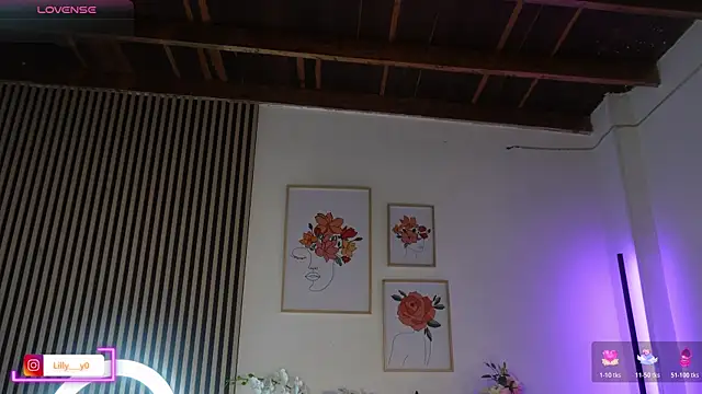 LillyDolls23 online show from April 21, 2026, 1:17 pm