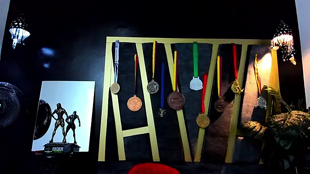 Khloe Rossich online show from March 5, 2025, 9:15 pm