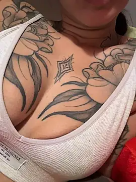 Nadiasexy online show from April 11, 2026, 11:09 pm