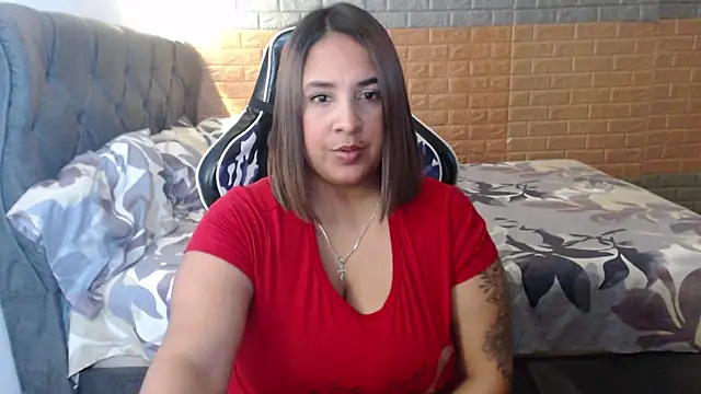 Snapshot of KathyHardcore69 chatting on May 2, 2026, 3:44 am KathyHardcore69 online show from May 2, 2026, 3:44 am
