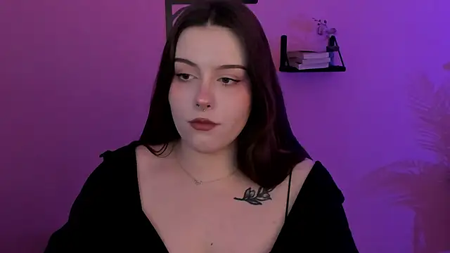 CoralineKeyns online show from February 26, 2025, 8:37 am