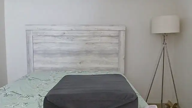 Snapshot of Carmen_Cream chatting on January 17, 2026, 9:58 am Carmen Cream online show from January 17, 2026, 9:58 am