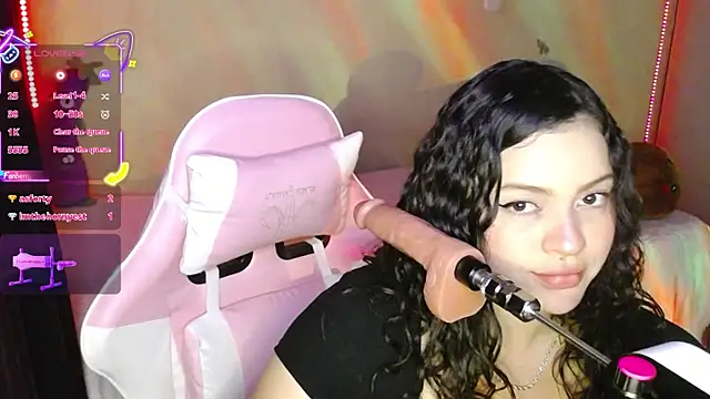 Snapshot of kim_saenz20 chatting on May 3, 2026, 3:45 am kim saenz20 online show from May 3, 2026, 3:45 am
