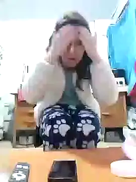 Cameron puppy online show from March 7, 2025, 7:19 am