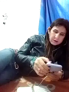 Cameron puppy online show from March 16, 2025, 3:28 pm