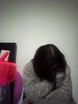 Cameron puppy online show from September 10, 2025, 5:40 am