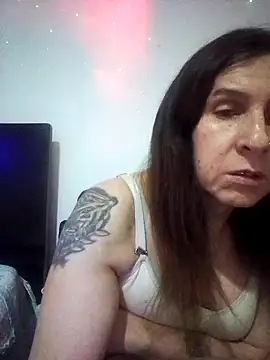 Cameron puppy online show from September 23, 2025, 10:35 pm