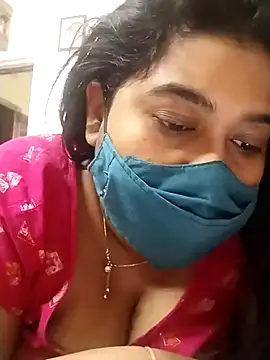 indianlisa5 online show from February 15, 2025, 5:19 am