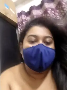 indianlisa5 online show from April 16, 2026, 10:23 pm