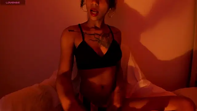 daiana curly online show from February 4, 2025, 4:50 pm