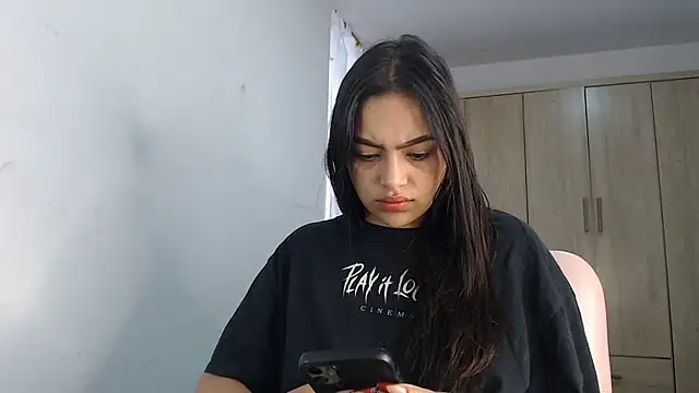 fairylatin222 online show from February 15, 2025, 12:01 pm