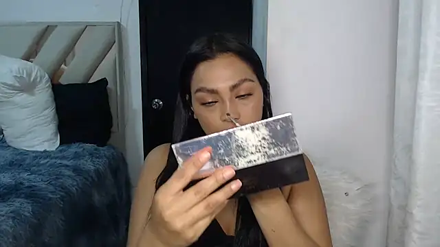 fairylatin222 online show from September 23, 2025, 12:24 am